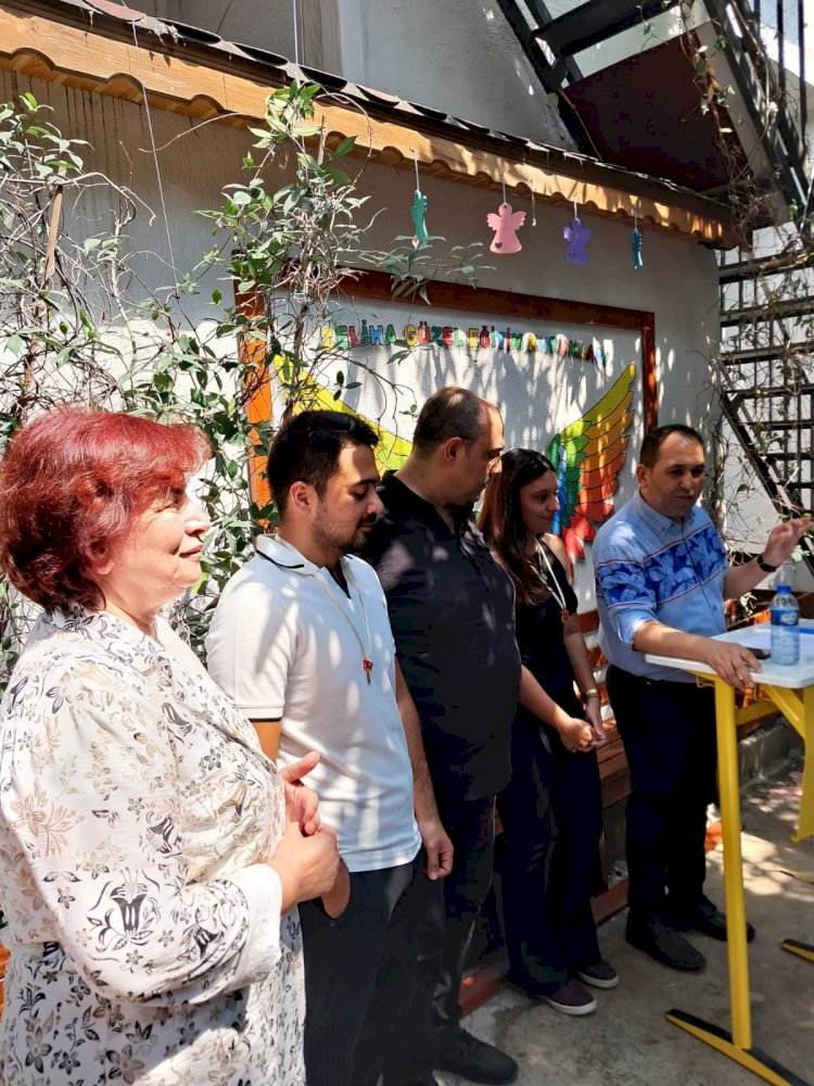 YKS sınavında derece yapan öğrencilerimize ödül töreni düzenledik