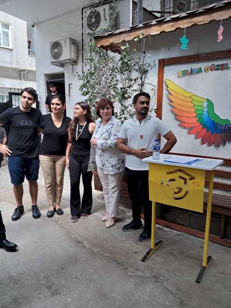 YKS sınavında derece yapan öğrencilerimize ödül töreni düzenledik